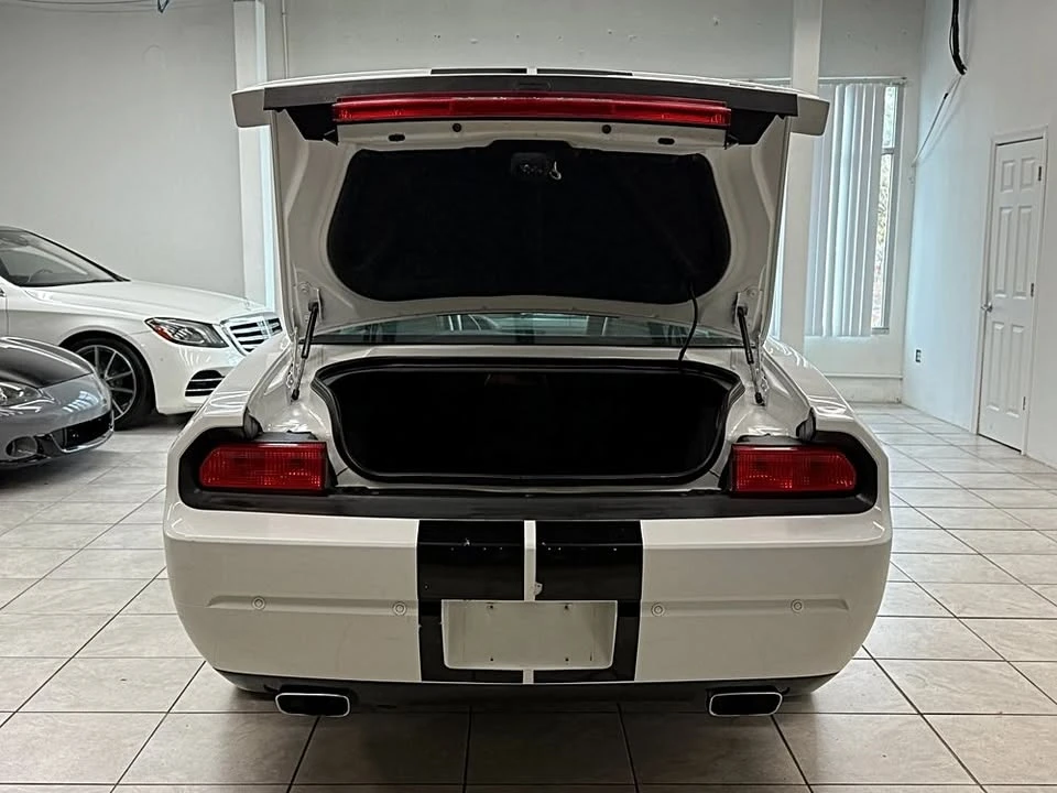 2014 Dodge Challenger 3rd Gen - Image 8 of 19