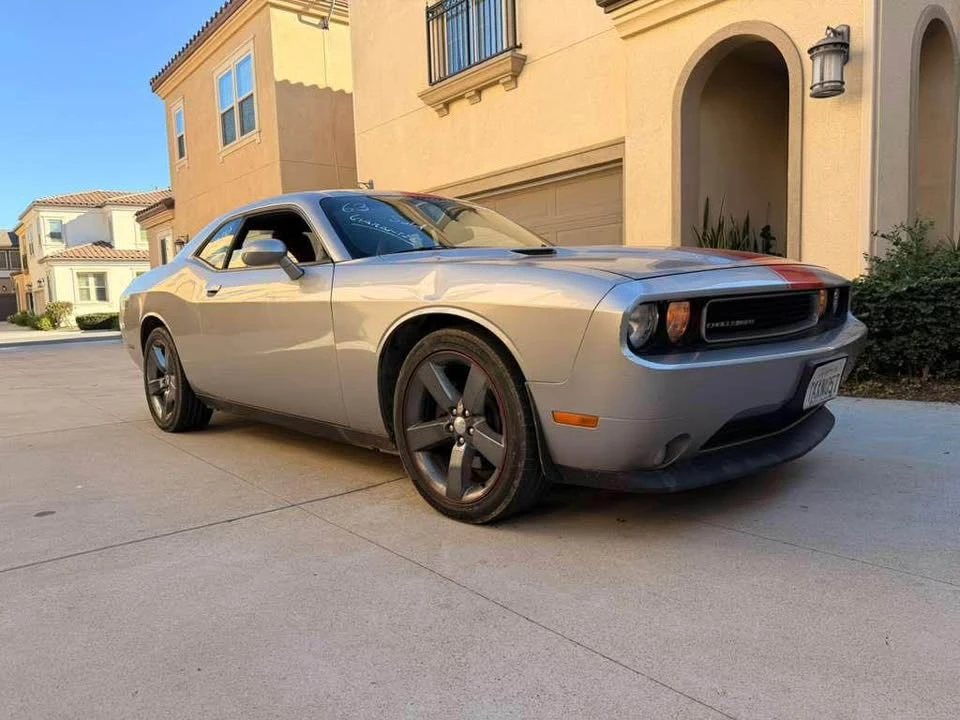 2014 Dodge Challenger 3rd Gen - Image 3 of 5