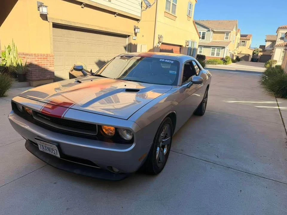 2014 Dodge Challenger 3rd Gen - Image 2 of 5