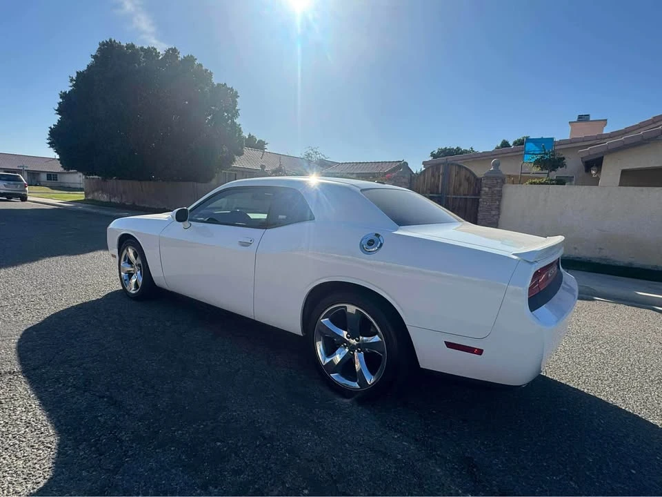 2014 Dodge Challenger 3rd Gen - Image 3 of 7