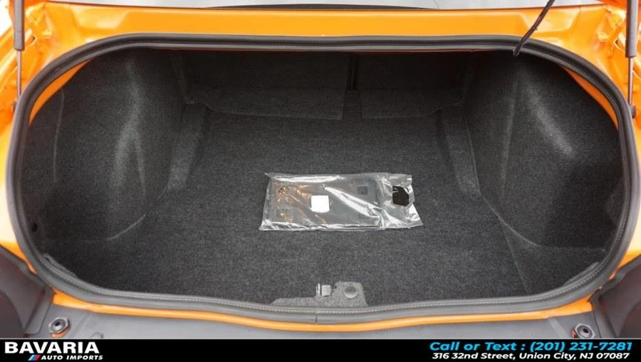 2014 Dodge Challenger 3rd Gen - Image 5 of 11