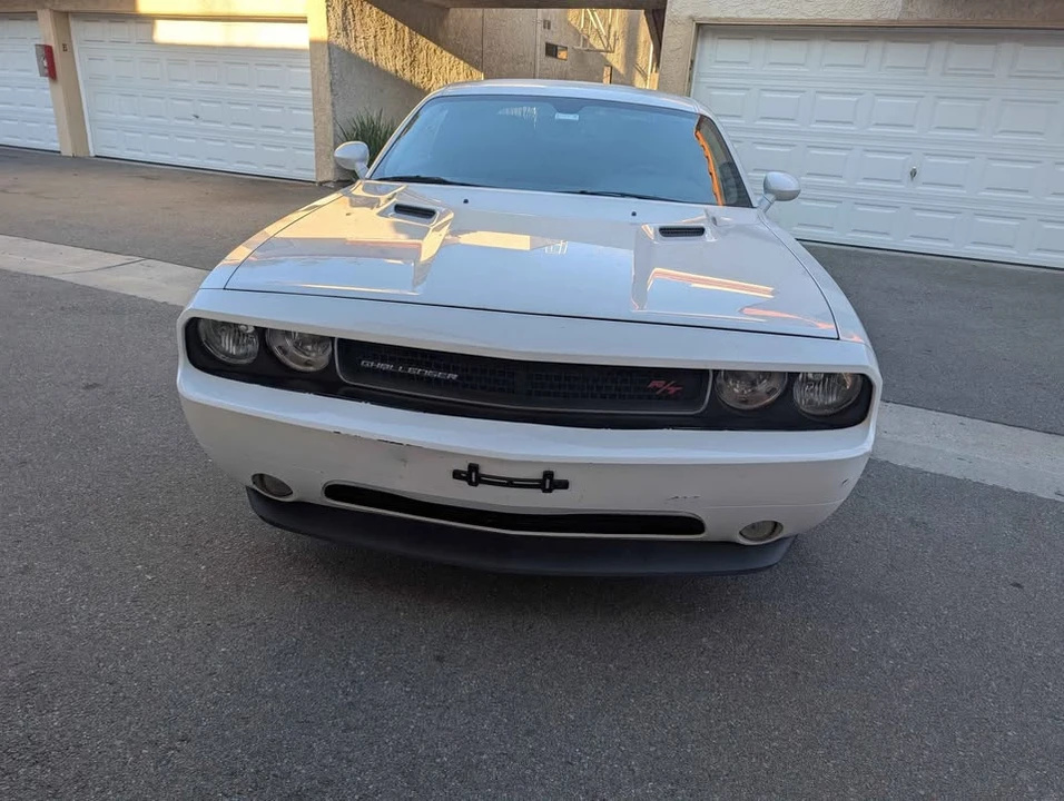 2014 Dodge Challenger SRT8 & 392 3rd Gen - Image 6 of 11