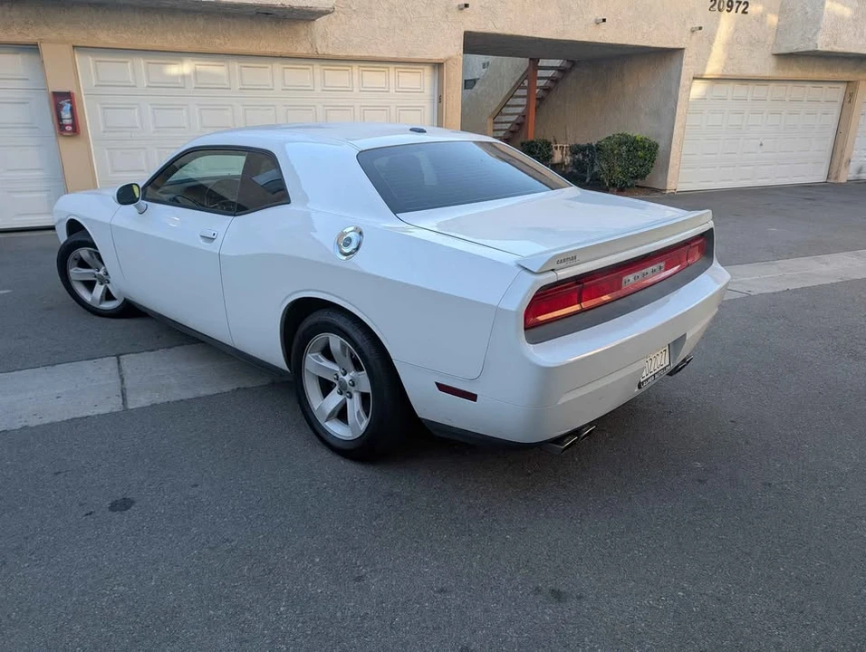 2014 Dodge Challenger SRT8 & 392 3rd Gen - Image 5 of 11