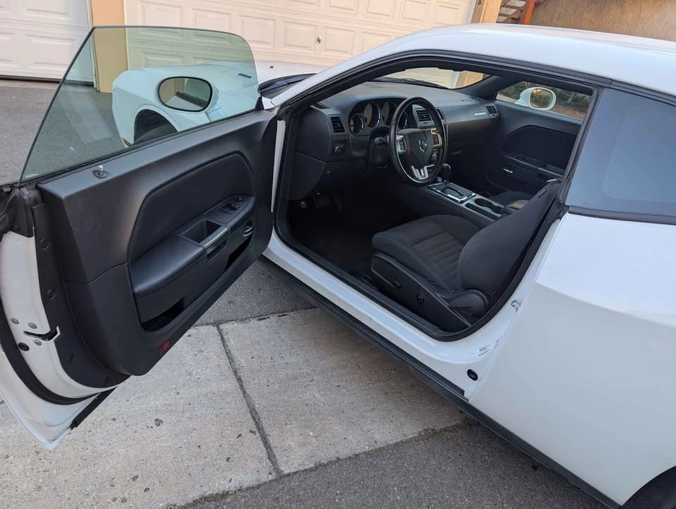 2014 Dodge Challenger SRT8 & 392 3rd Gen - Image 10 of 11