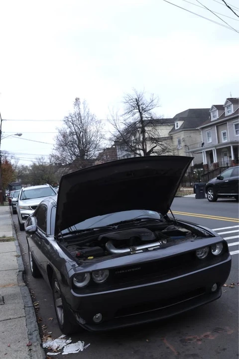 2014 Dodge Challenger 3rd Gen - Image 10 of 17