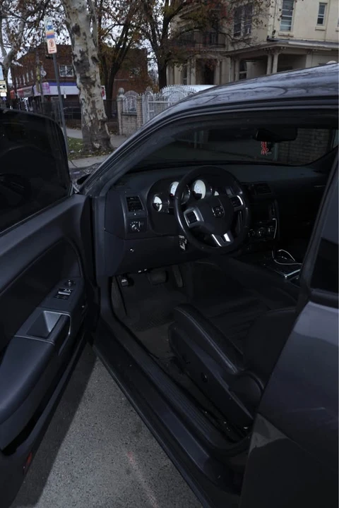 2014 Dodge Challenger 3rd Gen - Image 12 of 17