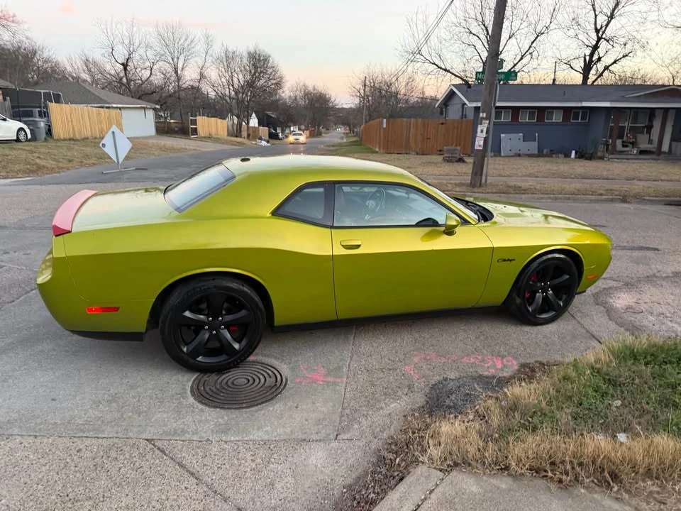2014 Dodge Challenger 3rd Gen - Image 2 of 9