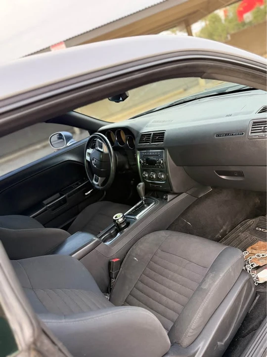 2014 Dodge Challenger 3rd Gen - Image 6 of 10