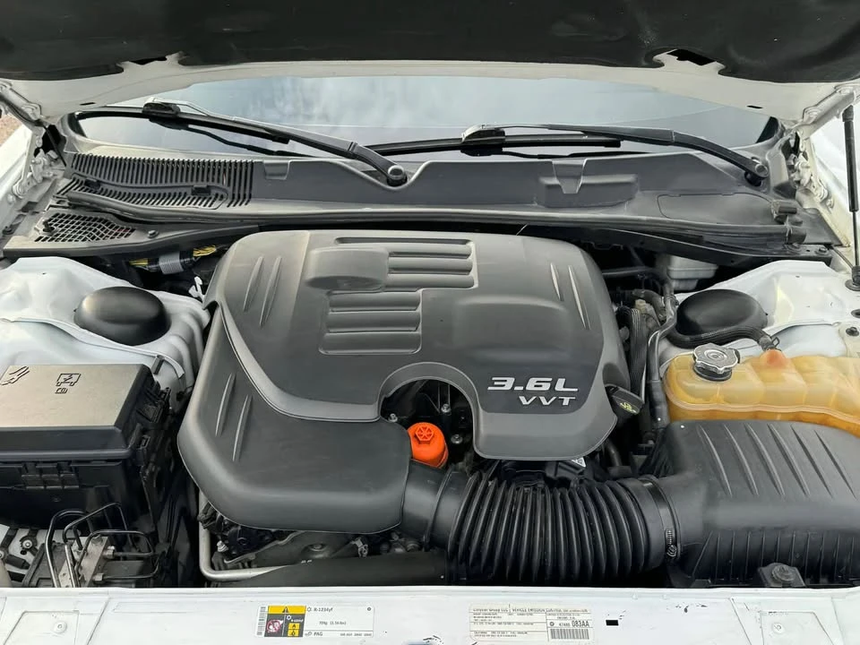 2014 Dodge Challenger 3rd Gen - Image 8 of 9