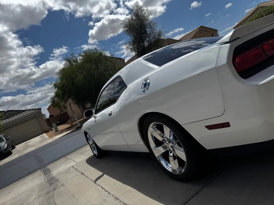 2014 Dodge Challenger 3rd Gen - Image 5 of 10