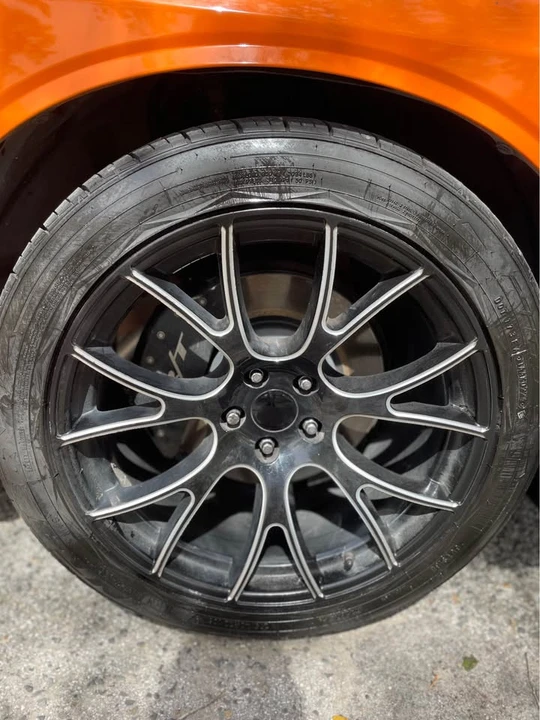 2014 Dodge Challenger 3rd Gen - Image 8 of 16