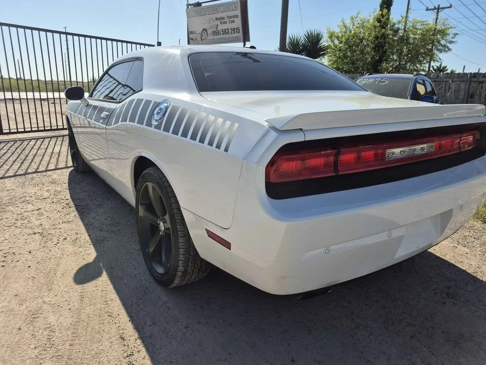 2014 Dodge Challenger 3rd Gen - Image 2 of 7