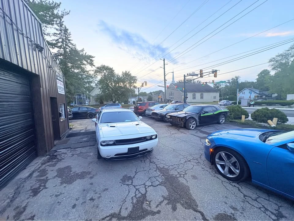 2014 Dodge Challenger 3rd Gen - Image 4 of 20