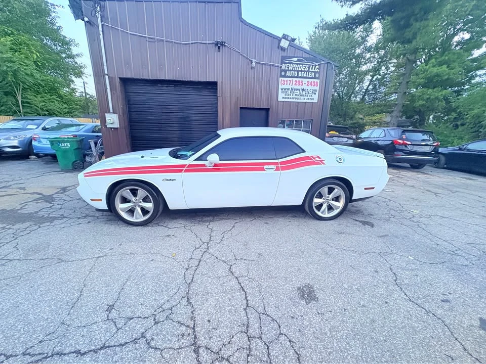 2014 Dodge Challenger 3rd Gen - Image 16 of 20