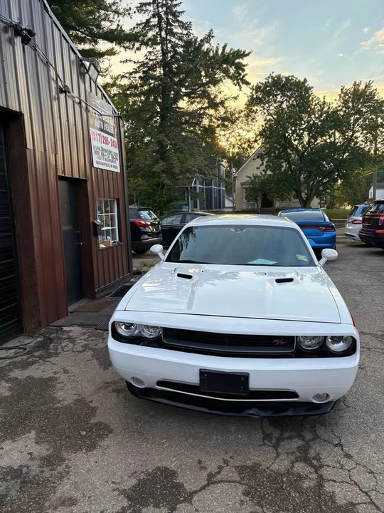 2014 Dodge Challenger 3rd Gen - Image 12 of 20