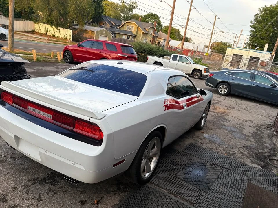 2014 Dodge Challenger 3rd Gen - Image 3 of 20