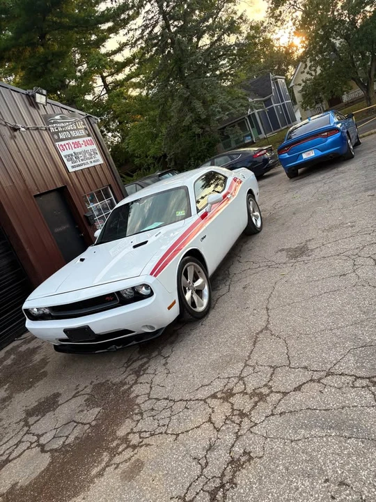 2014 Dodge Challenger 3rd Gen - Image 10 of 20
