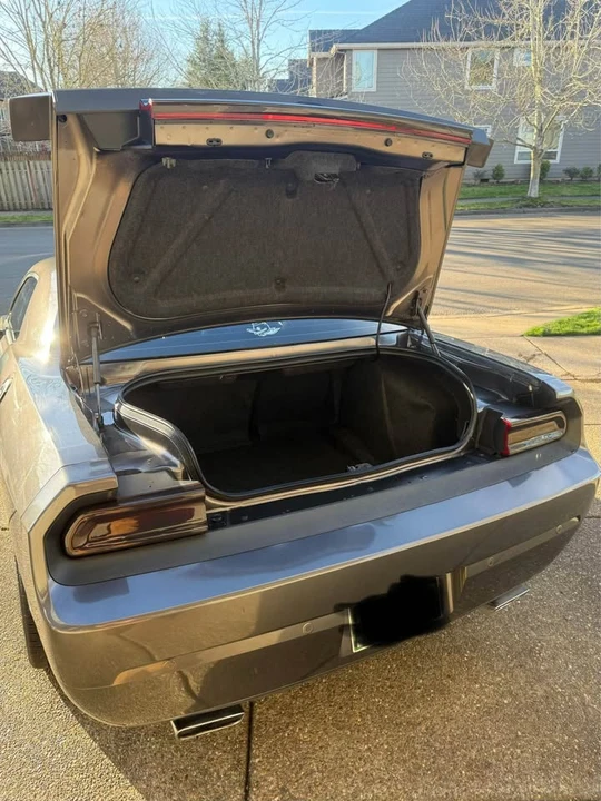 2014 Dodge Challenger 3rd Gen - Image 10 of 13