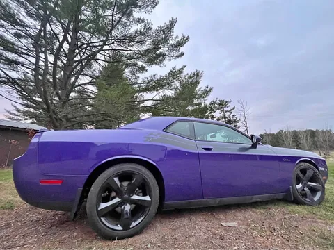 2014 Dodge Challenger R/T Classic Coupe