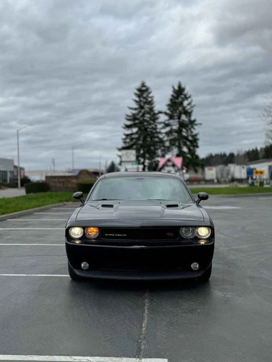 2014 Dodge Challenger 3rd Gen - Image 2 of 9