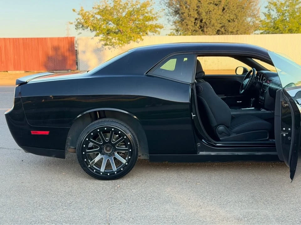 2014 Dodge Challenger 3rd Gen - Image 10 of 12