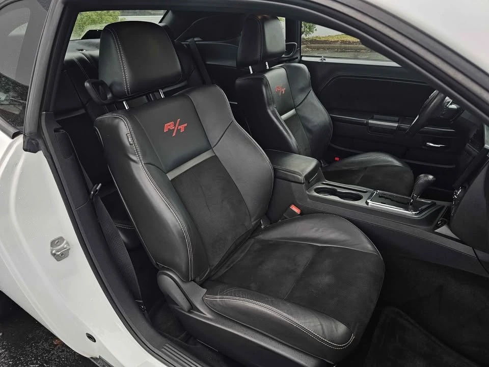 2014 Dodge Challenger 3rd Gen - Image 16 of 18