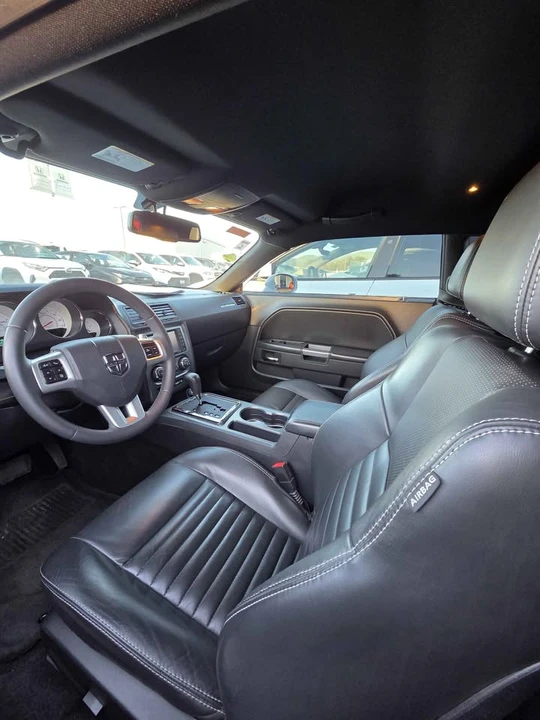 2014 Dodge Challenger 3rd Gen - Image 7 of 10