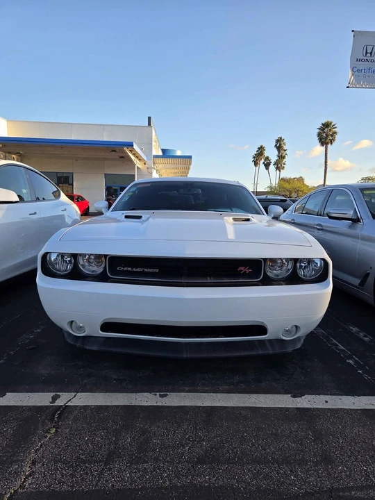 2014 Dodge Challenger 3rd Gen - Image 3 of 10