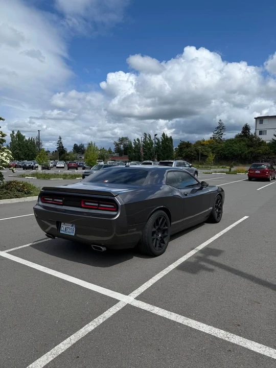 2014 Dodge Challenger 3rd Gen - Image 5 of 9