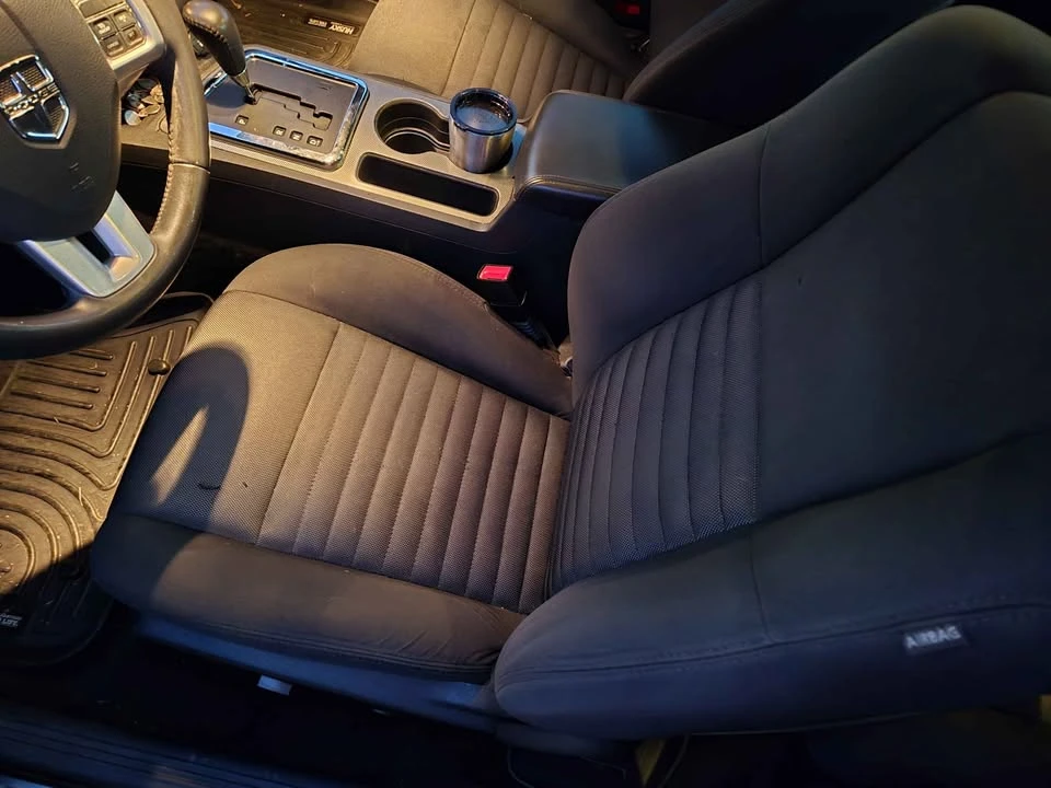 2014 Dodge Challenger 3rd Gen - Image 10 of 11