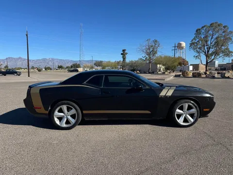 2014 Dodge Challenger R/T Coupe