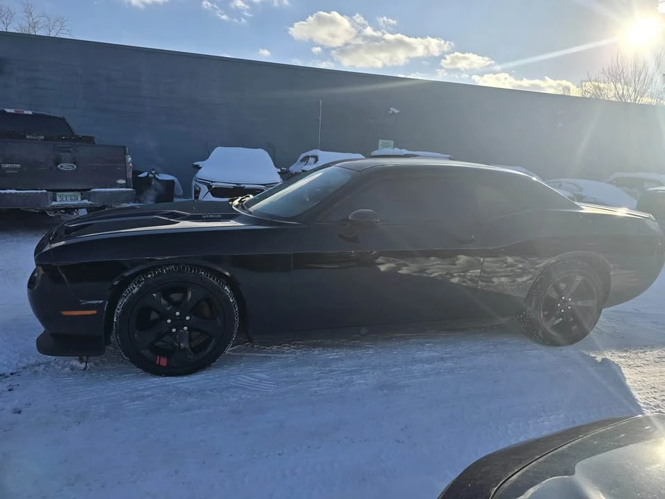 2014 Dodge Challenger 3rd Gen - Image 5 of 12