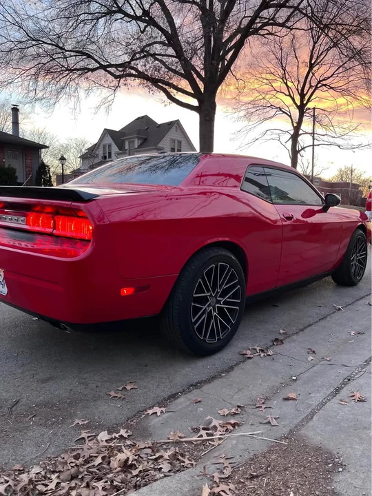 2014 Dodge Challenger 3rd Gen - Image 6 of 8