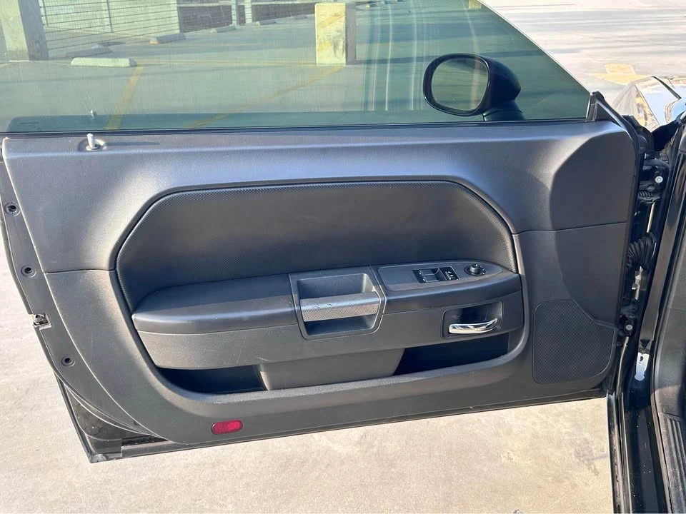 2014 Dodge Challenger 3rd Gen - Image 10 of 11
