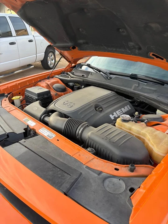 2014 Dodge Challenger 3rd Gen - Image 6 of 19