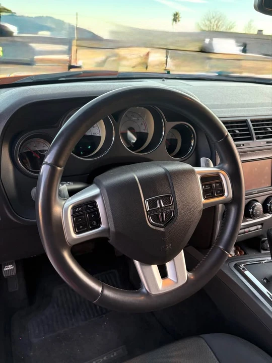 2014 Dodge Challenger 3rd Gen - Image 11 of 19