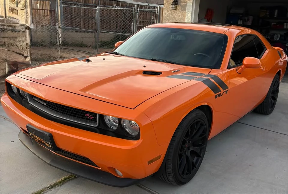 2014 Dodge Challenger 3rd Gen - Image 2 of 19