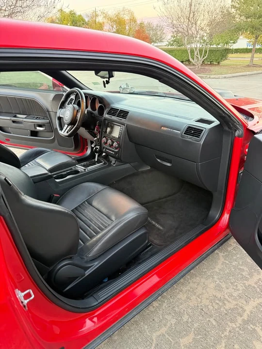 2014 Dodge Challenger 3rd Gen - Image 8 of 12