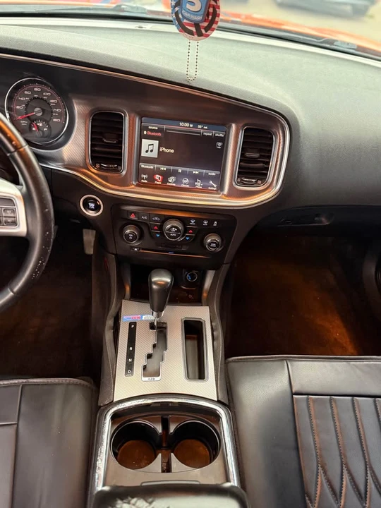 2014 Dodge Challenger 3rd Gen - Image 11 of 16
