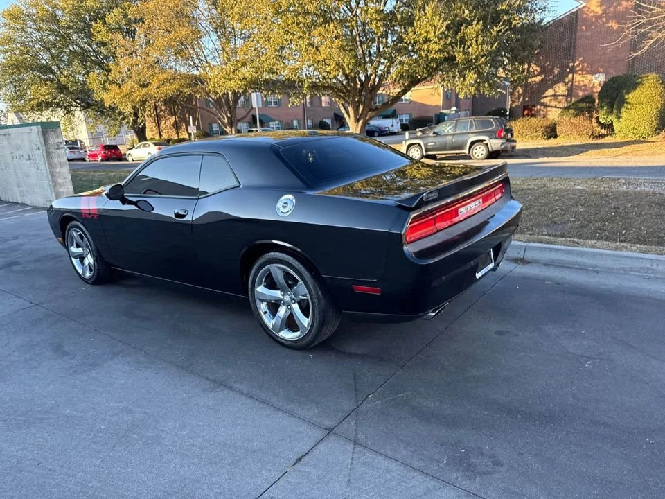 2014 Dodge Challenger 3rd Gen - Image 6 of 17