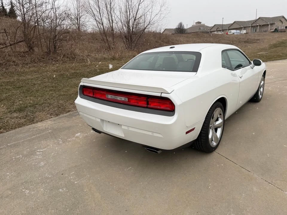 2014 Dodge Challenger 3rd Gen - Image 4 of 7