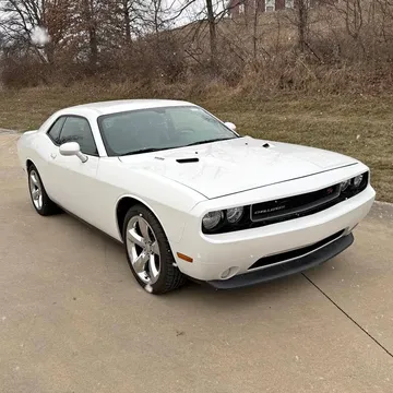 2014 Dodge Challenger R/T Plus
