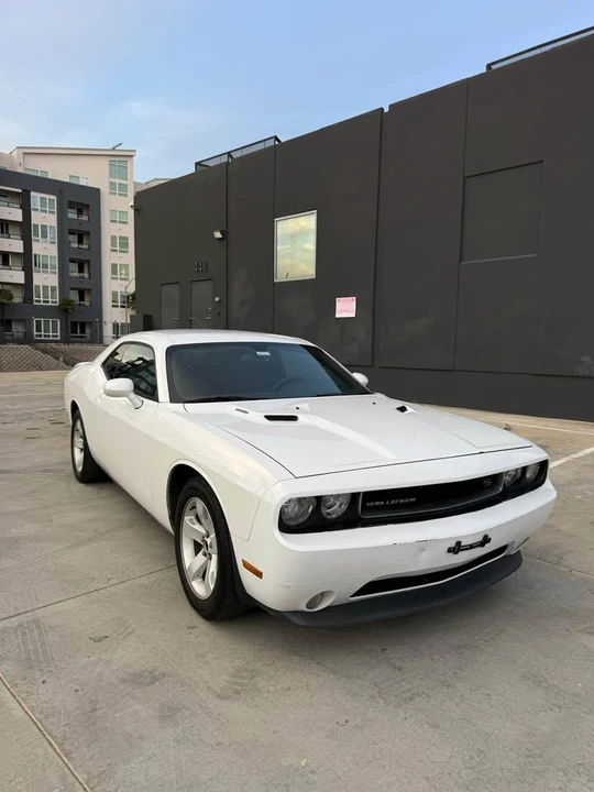 2014 Dodge Challenger 3rd Gen - Image 14 of 16