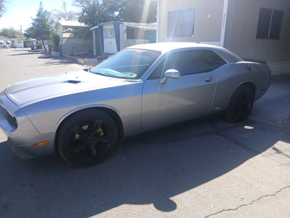 2014 Dodge Challenger 3rd Gen - Image 5 of 8