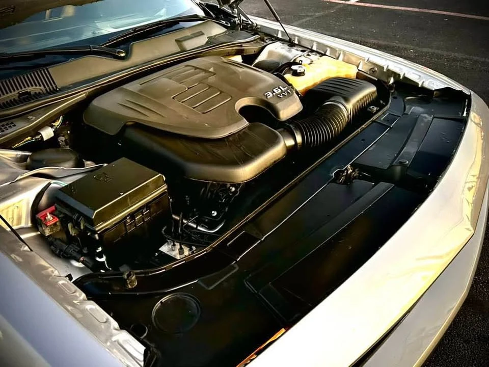 2014 Dodge Challenger 3rd Gen - Image 2 of 15
