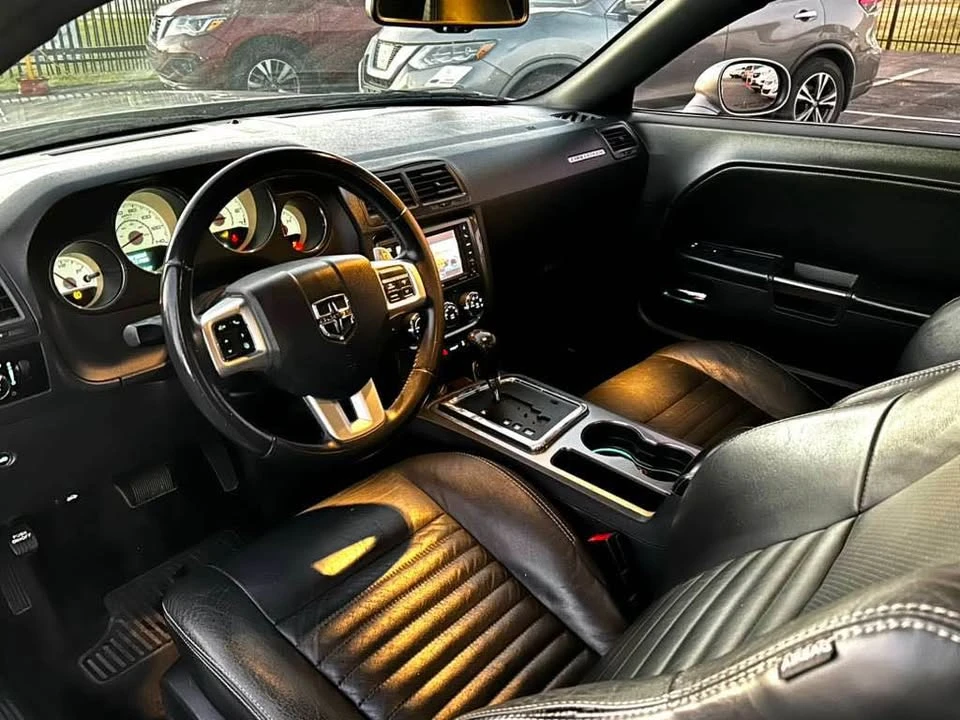 2014 Dodge Challenger 3rd Gen - Image 8 of 15