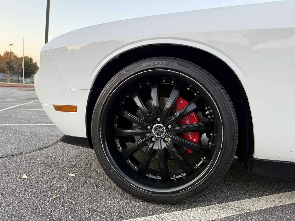 2014 Dodge Challenger 3rd Gen - Image 5 of 18