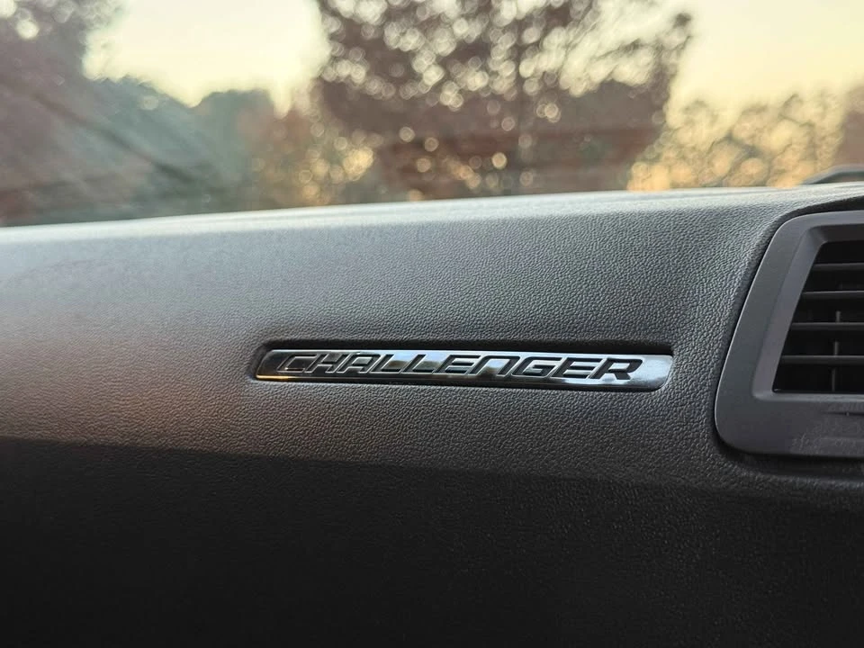 2014 Dodge Challenger 3rd Gen - Image 17 of 18