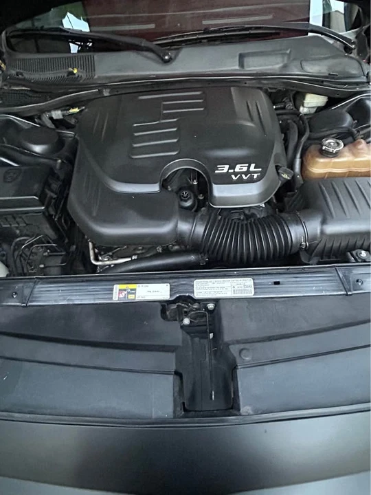 2014 Dodge Challenger 3rd Gen - Image 8 of 11