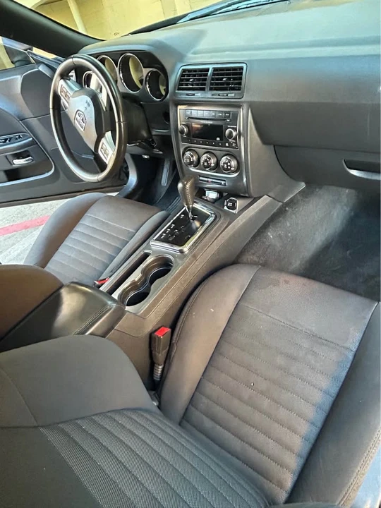 2014 Dodge Challenger 3rd Gen - Image 9 of 11